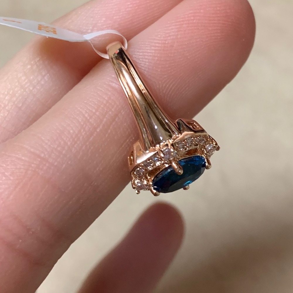 Blue sapphire